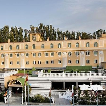 Hotel Torres I Villanueva Del Arzobispo Eksteriør bilde