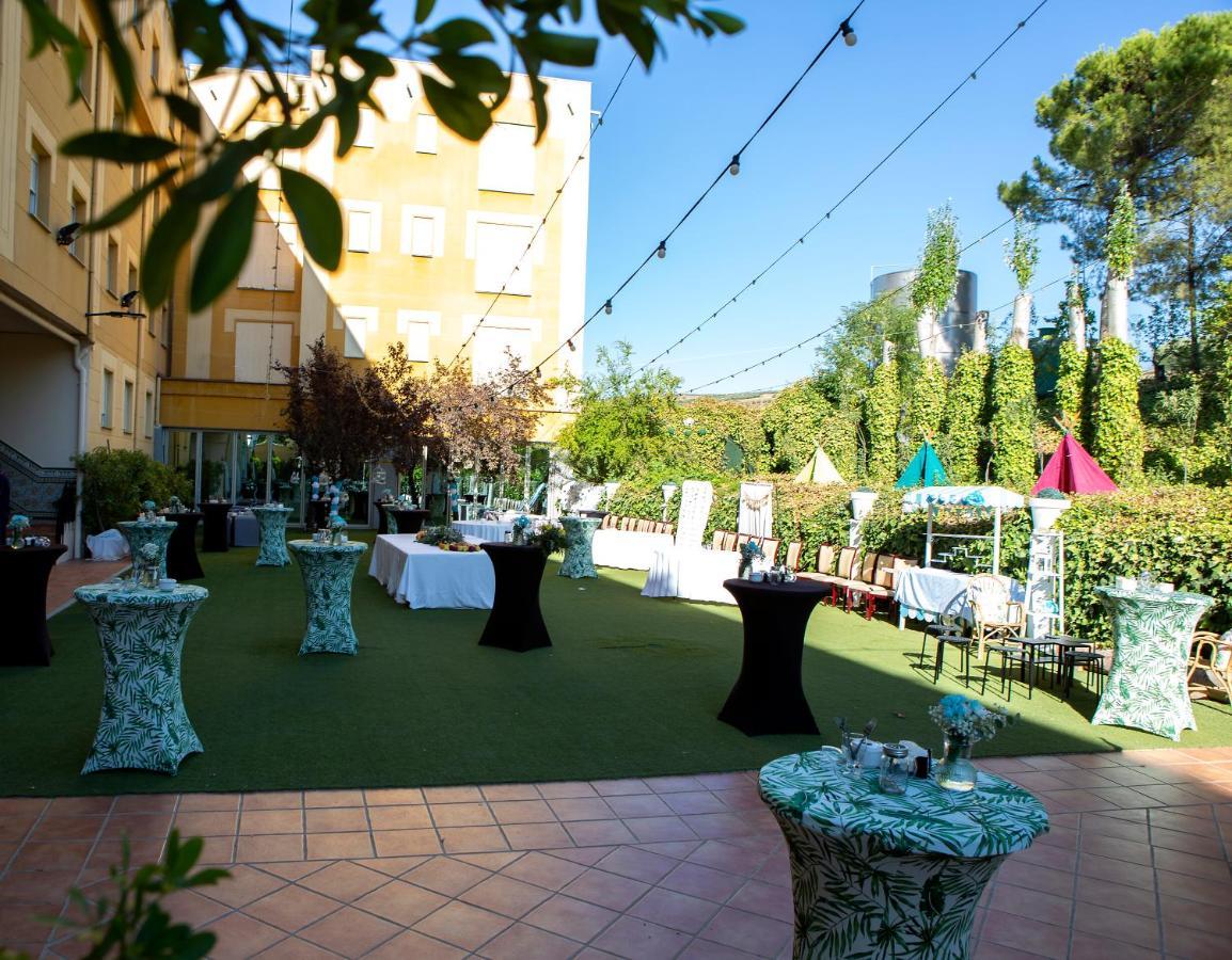Hotel Torres I Villanueva Del Arzobispo Eksteriør bilde